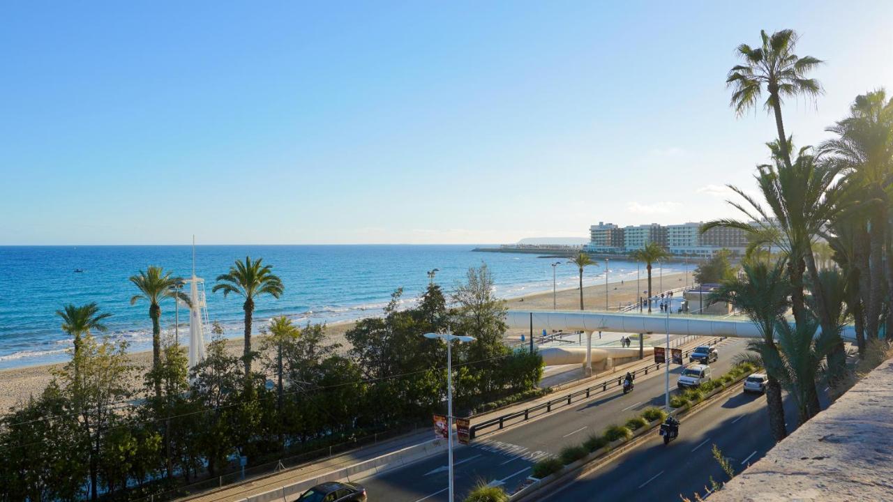 Stylish & Spacious Family Apartment Near Beach & Vibrant Historic Market Alicante Exterior photo